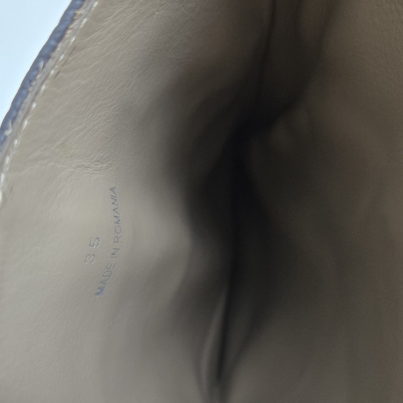 Versace boots sz 35 - Picture 5 of 13